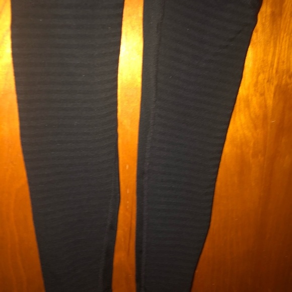 𝅺woman nike pro black leggings small - Picture 3 of 6